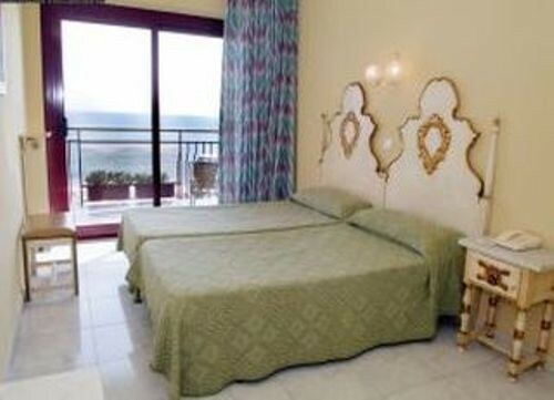 Hotel Garb�