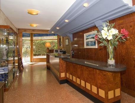 Hotel Garb�