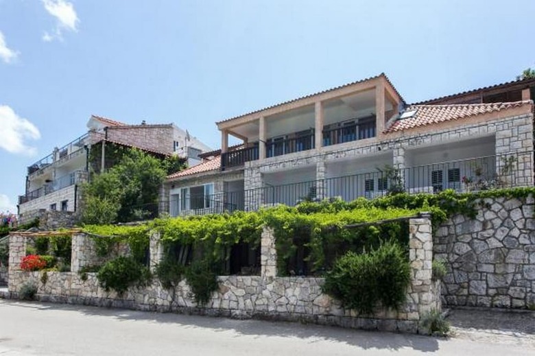 Hotel Guest House Busurelo