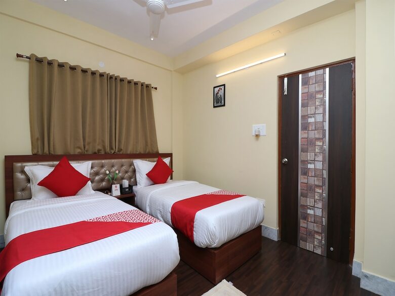 Hotel Oyo 18496 A Retro