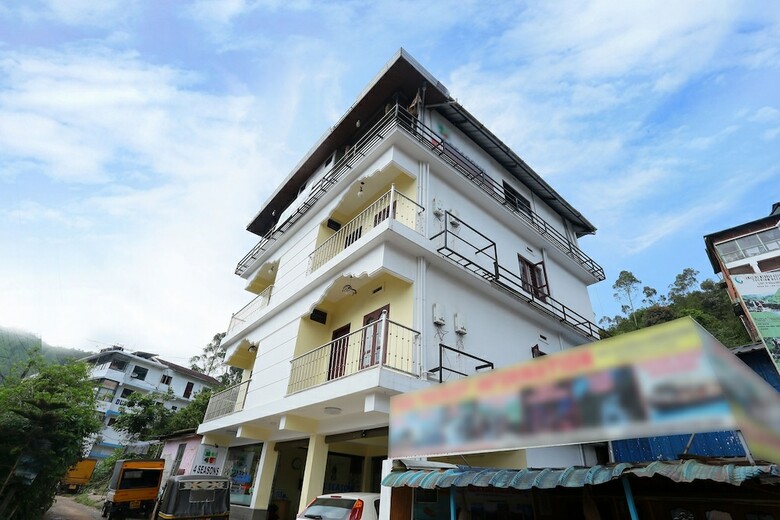Hotel Oyo 23226 Pranav 4 Seasons