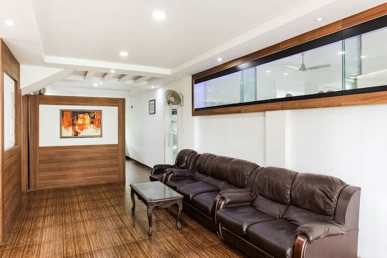 Hotel Oyo Flagship 22598 Oval Retreat