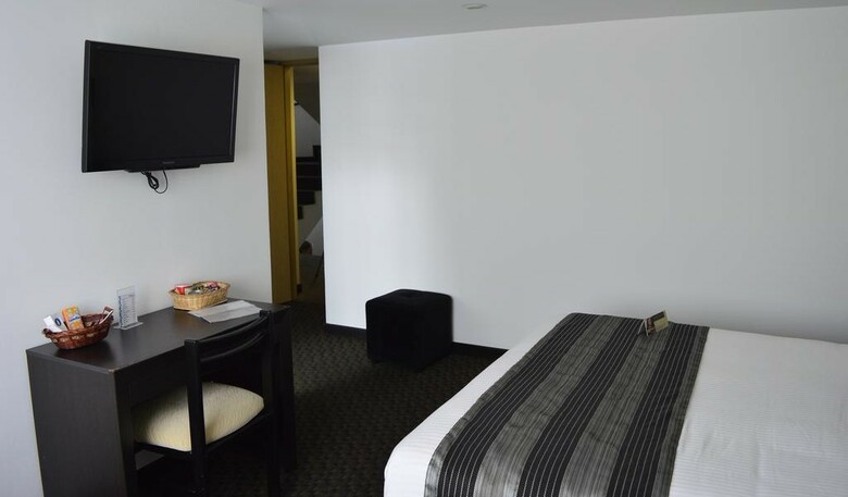Hotel Confort 80 Castellana