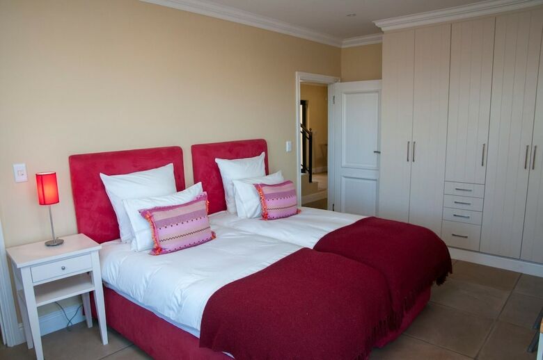 Villa 4 Spinnaker