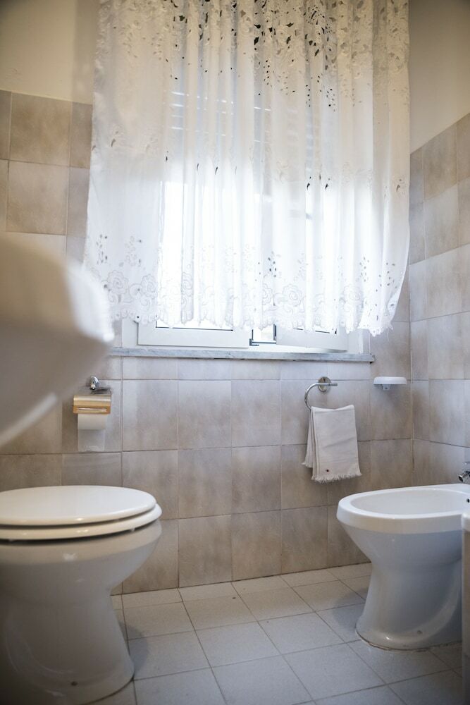 Hotel Le Stanze Di Ginevra Via Amendola