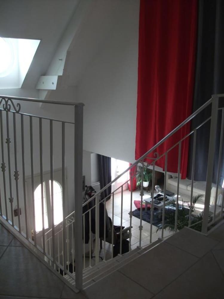 Hotel Le Clos Du Pav�