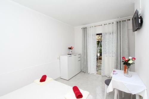 Apartments Divna
