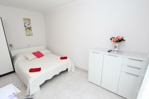 Apartments Divna