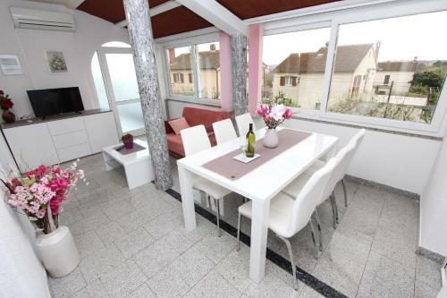 Apartments Divna