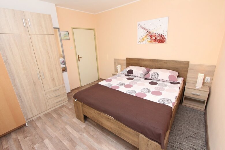 Hotel Apartments Eva