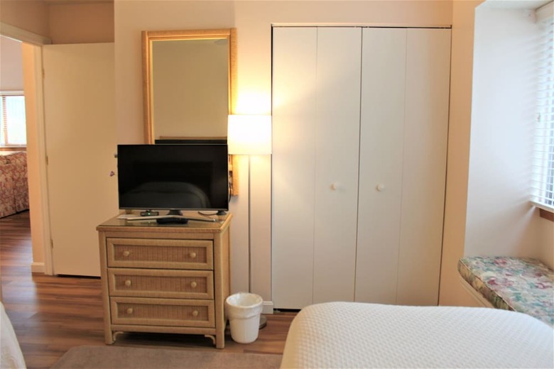 51 Middlecott - 2 Bedroom Condo