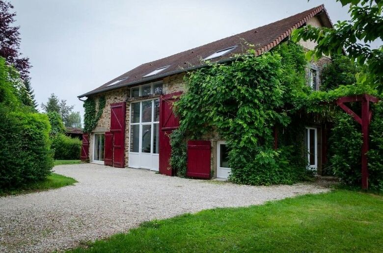 Moulin de La Jarousse - G�tes Et Chalets