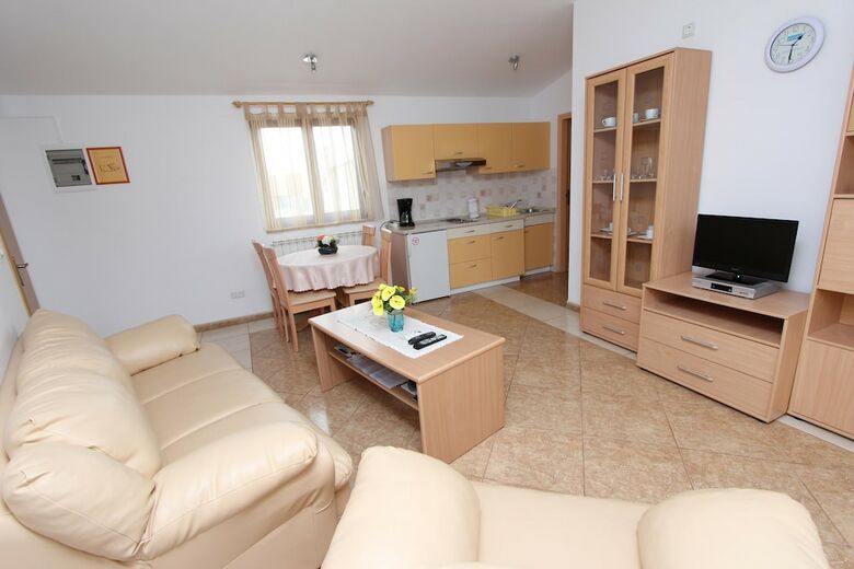 Hotel Apartments Liliana