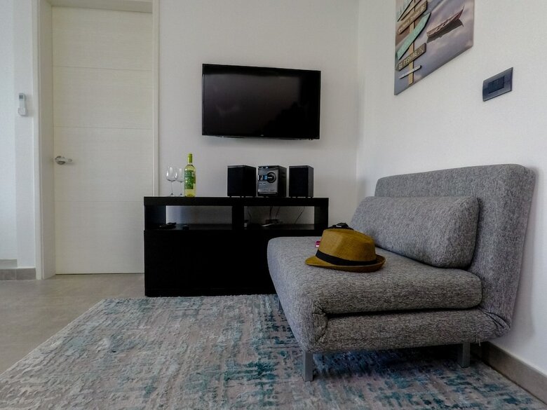Quinto Sol Luxury Apartments By Mikitito Rentals