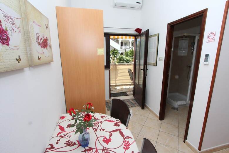 Hotel Guests House Lea