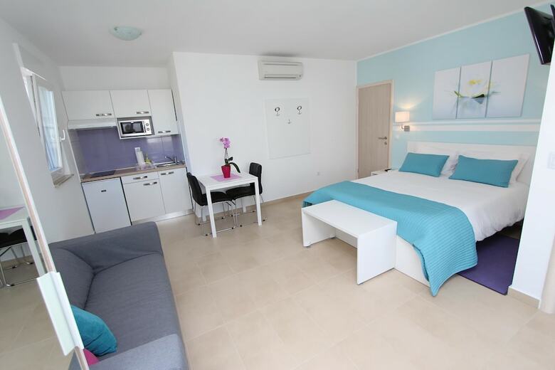 Apartamentos Studio Emanuel