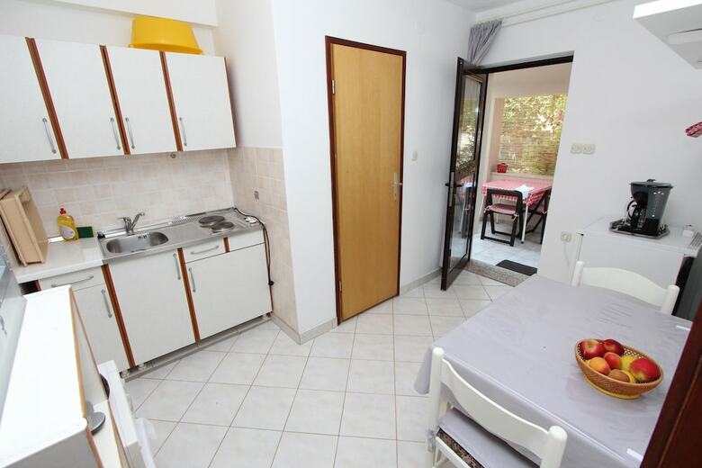 Apartments Lara