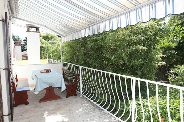 Apartments Knezovic