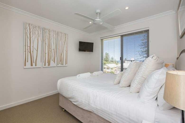 Cottesloe Beach Pines Apartment
