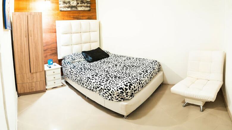 Apartamentos Icon Suites