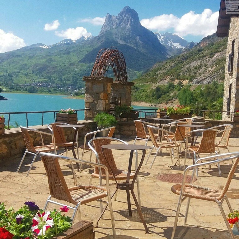 Hotel La Casue�a