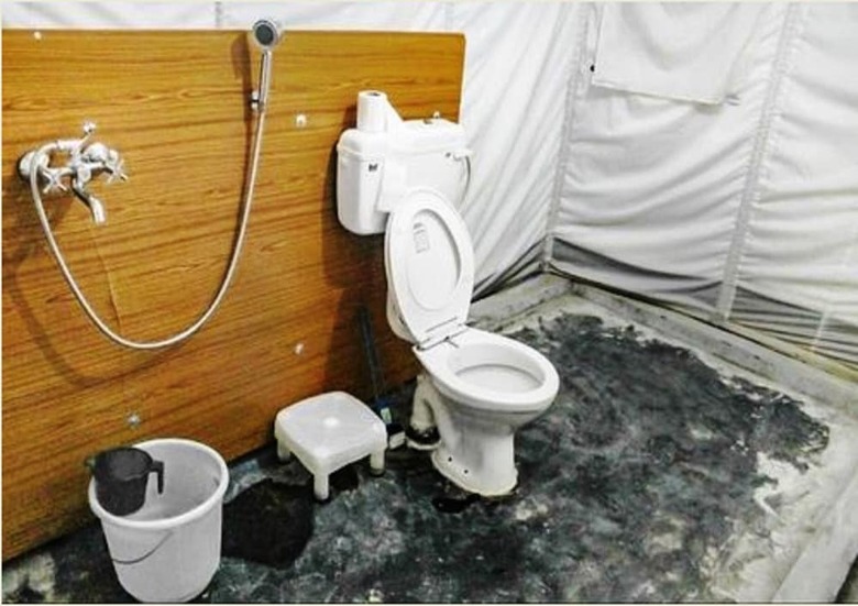 Hotel Pangong Escapes Camps