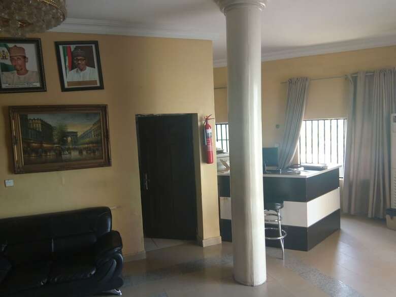 Deroma Hotels & Suites