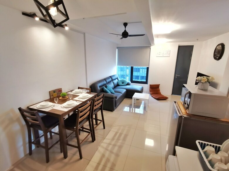 Tropicana 218 Suites