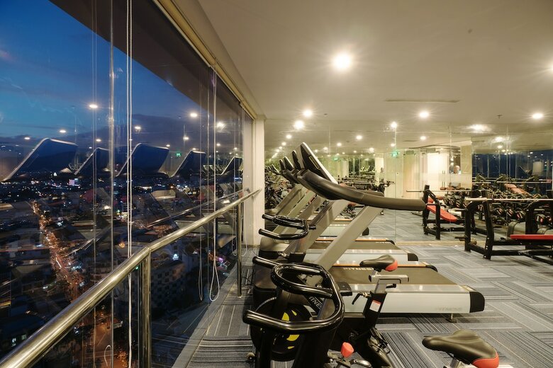 Le More Hotel