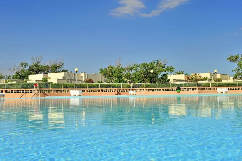 Vvf Villages "les Portes Du Roussillon" Le Barcar�s