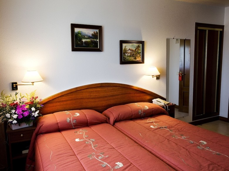 Hostal Hosteria Los Sauces