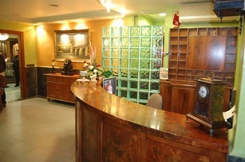 Hostal Restaurante Carolina