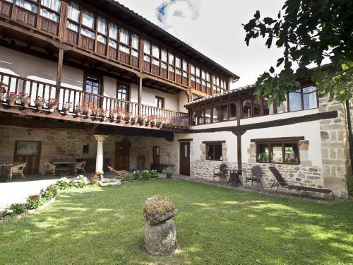Hotel Posada Real El Prado Mayor