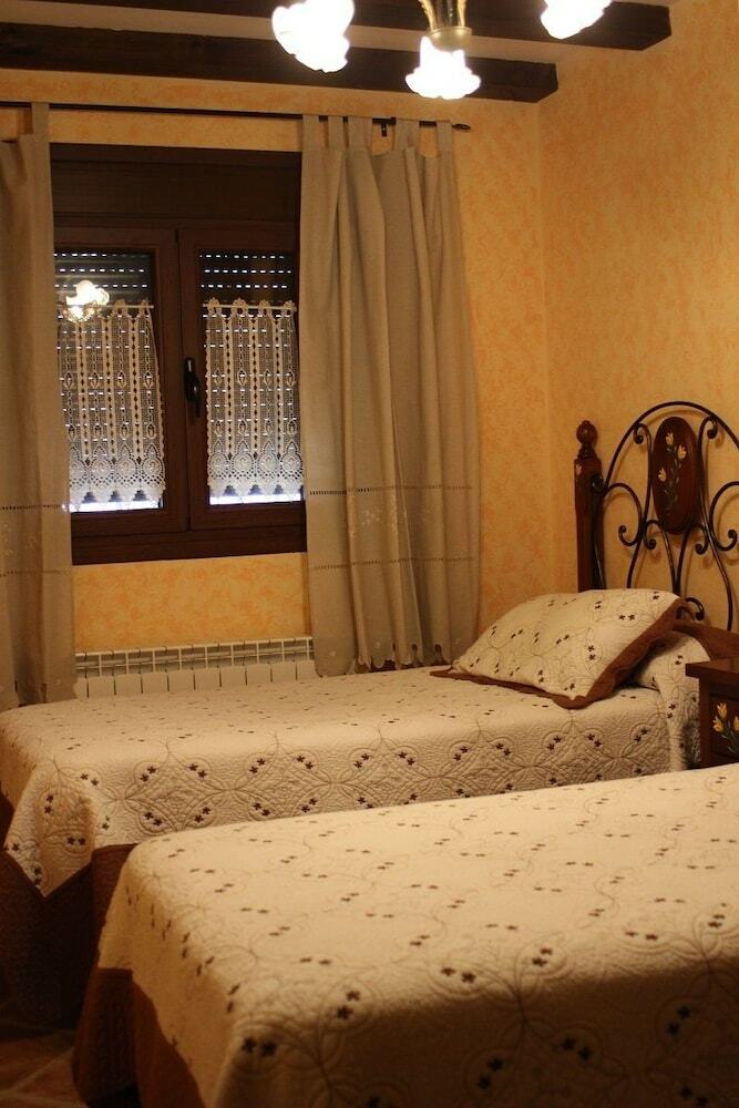Apartamentos Rurales Esencias de La Alcarria