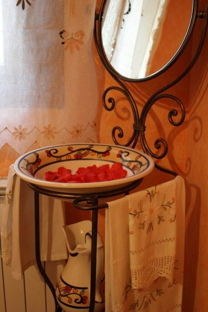 Apartamentos Rurales Esencias de La Alcarria