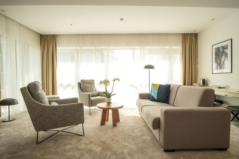 Hotel Harmonia By Dukley