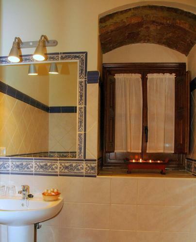 Hotel La Casa Grande De Alpandeire