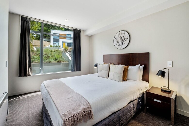 Scenic Queenstown Apartment