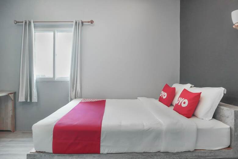Hotel Oyo 809 Golden Palm Resort