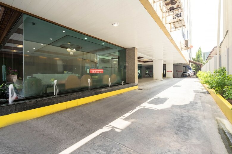 Nice Hotel Ratchada