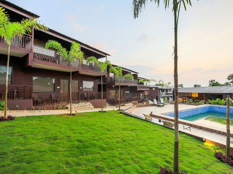 Hotel Capital O 18910 La Gracia Resort
