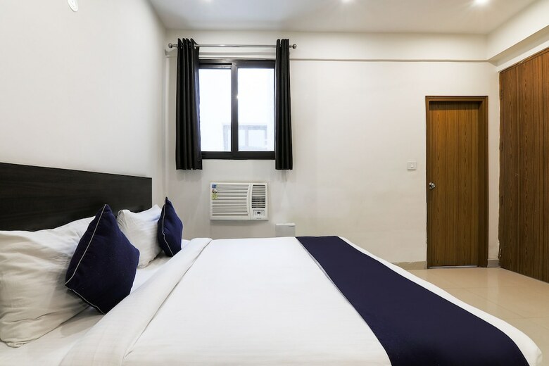 Hotel Oyo 16685 Silverkey Cd Sohna Road