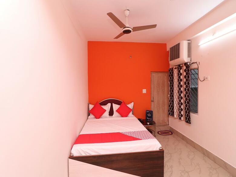 Hotel Oyo 16496 Trinayani Atithi Niwas