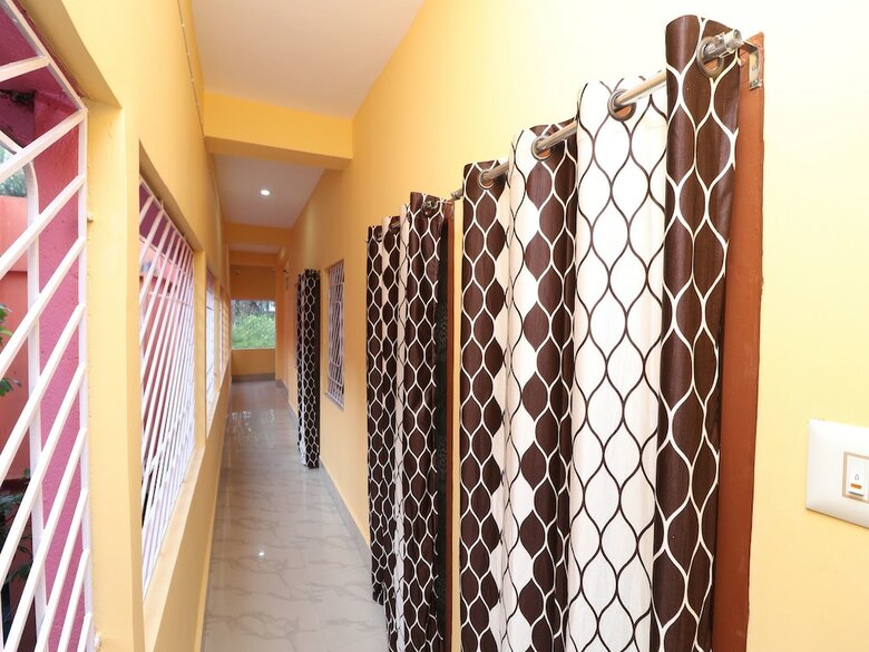 Hotel Oyo 16496 Trinayani Atithi Niwas