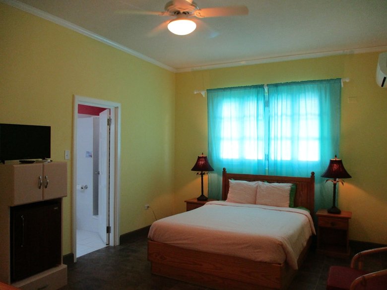 Bed & Breakfast Harlem B & B