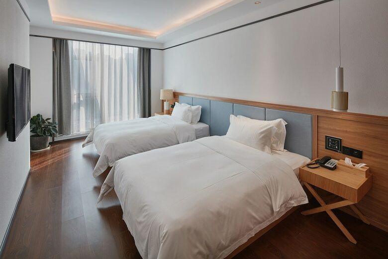 Floral Hotel Chongqing Xingyuehui