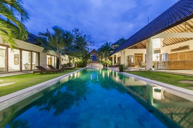 Abaca Villas