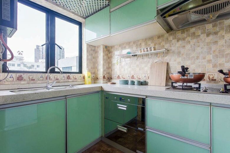 Locals Boutique Apartment Huafa No.11