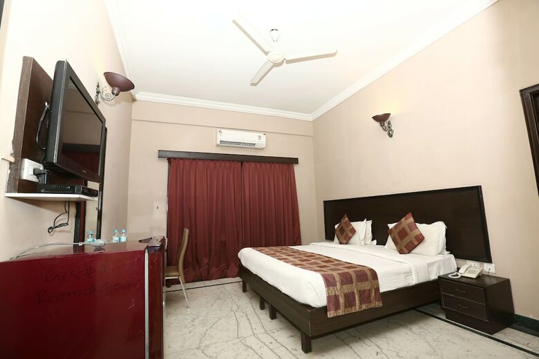 The Down Town Hotel