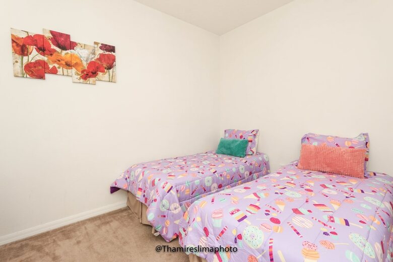 #27 Large Family Friendly Home W/ Pool - Five Bedroom